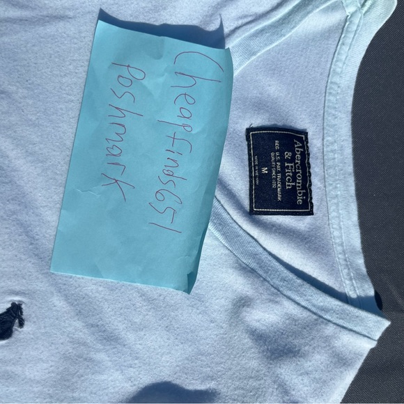Abercrombie & Fitch White T-Shirt - Picture 1 of 4